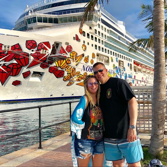 Meet your Seller/buyer,Charlie 😃 - Picture 2 of 8